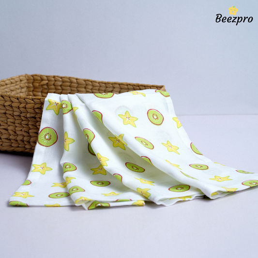 Organic Cotton Muslin Swaddle Kiwi Star Delight